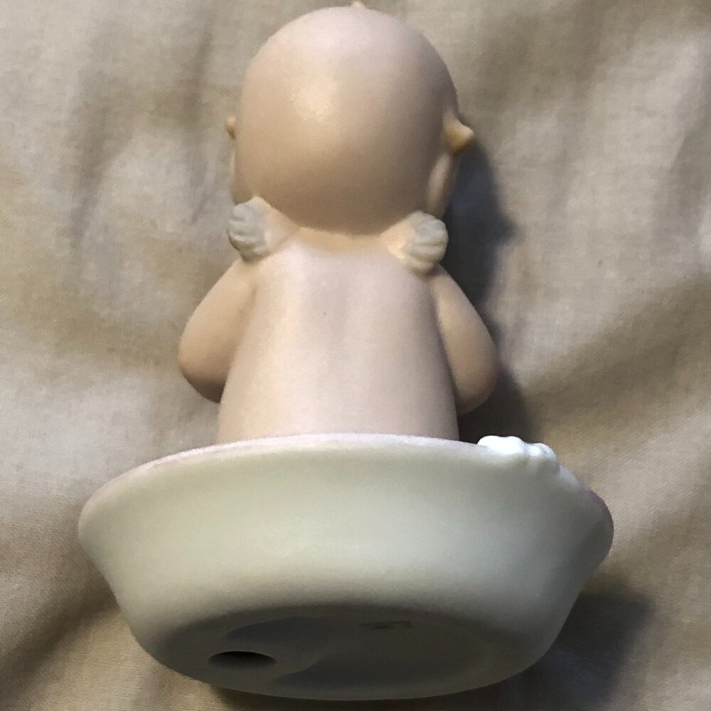 (Vintage-1991) Kewpie BABY WITH DUCK IN TUB #527947 - Picture 2 of 3